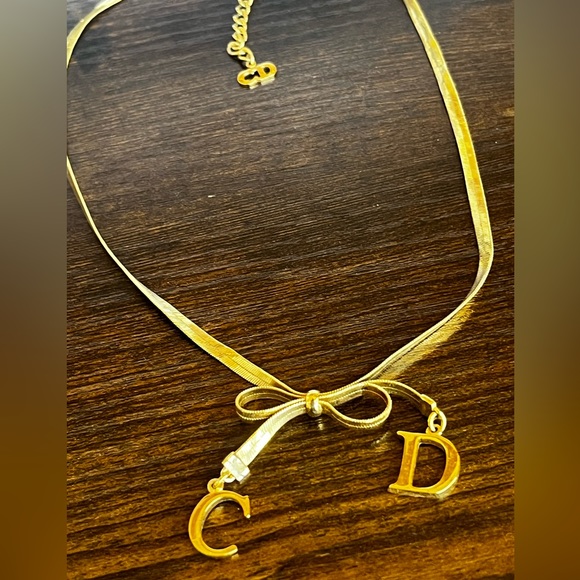 Dior: Gold Plated Bow Ribbon CD Choker Necklace - Picture 5 of 13